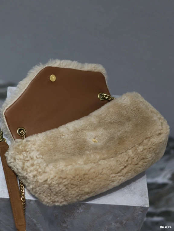 Rep ladies REP YSL SHEARLING CALYPSO IN 0823